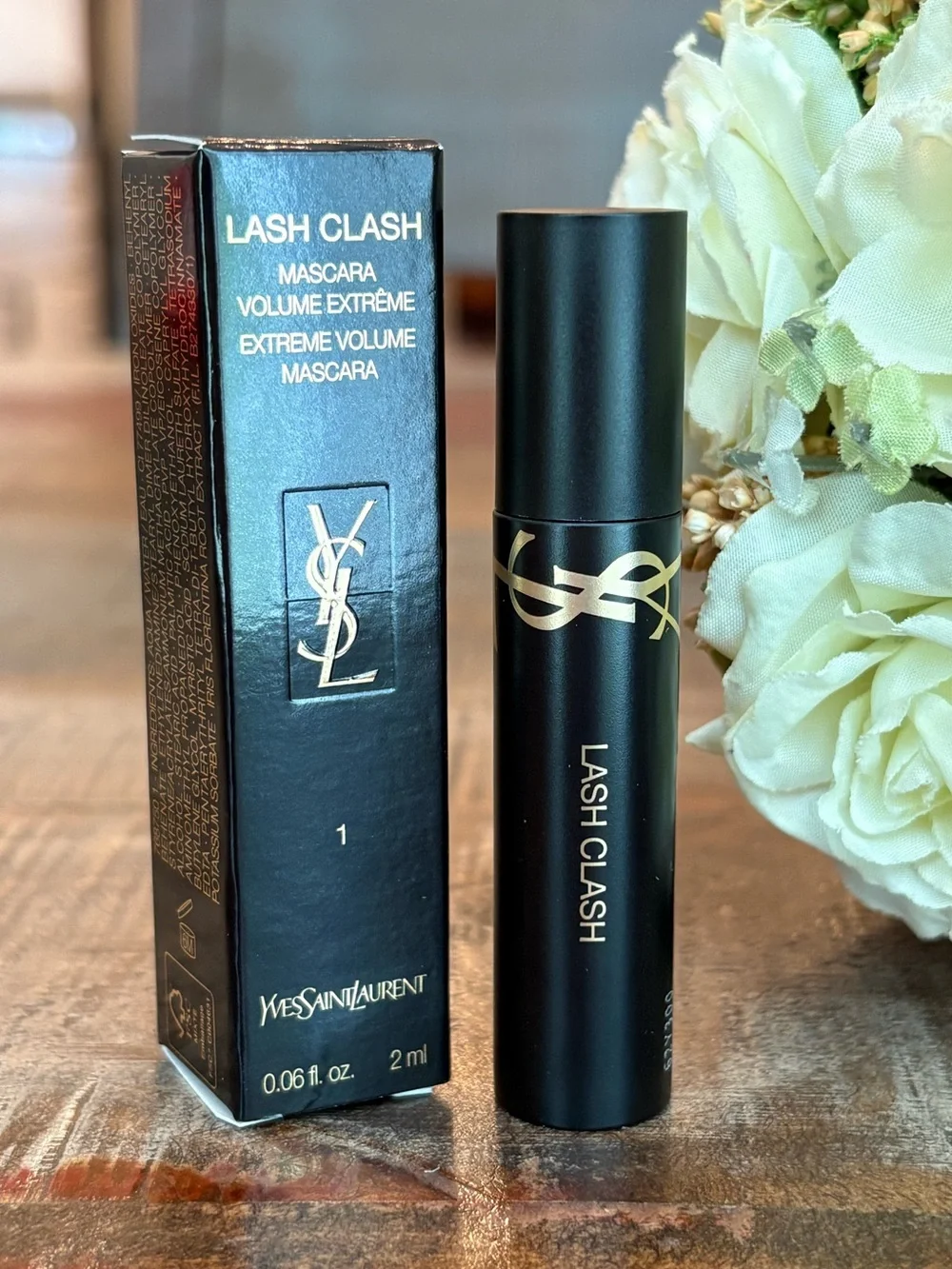 NEW Yves Saint Laurent YSL LASH CLASH Extreme Volume MASCARA in #1 NOIR BLACK!